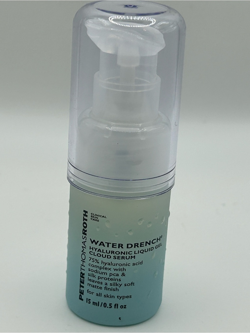 Peter Thomas Roth Aqua Gradient Hydrating Hyaluronic Gel Serum - Light Blue